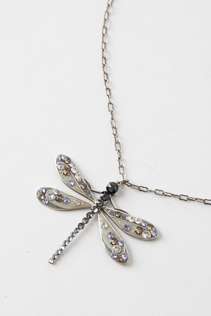 Dragonfly Necklace on Rope Chain – Ivy Rose London